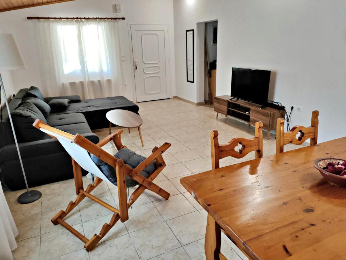Cozy With Garden And Olive Grove Of 5 Acr Holiday home
